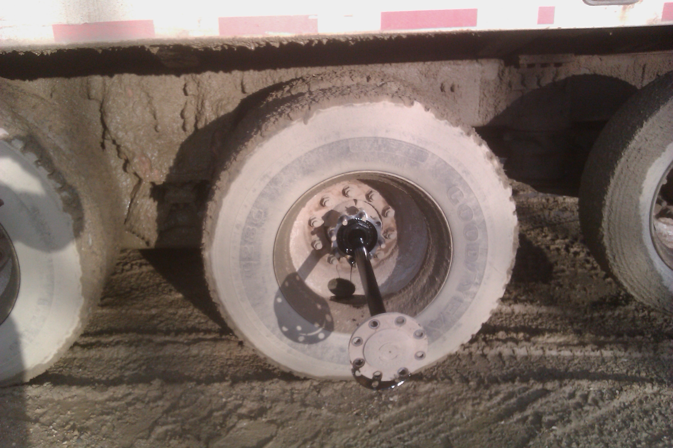 Properly removing axle when a differential is bad.